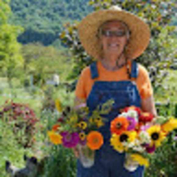 Meet the Posher Other - Meet your Posher, Bonnie